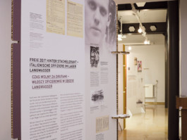 Wanderausstellung_Das-Reichsparteitagsgellaende-im-Krieg_bseiten_Katrin-Bahrs,-Grafikdesing,-Hamburg_00