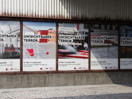 11-Ausstellung Unsichtbarer Terror,2023,NS-Dokumentationszentrum,Koeln,-bseiten-visuelle-kommunikation,-Hamburg,-Katrin-Bahrs,-Grafikagentur,-Grafikdesign-Hamburg